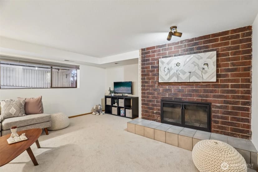 Property photo for 16313 Inglewood Place Ne, Kenmore photo 29