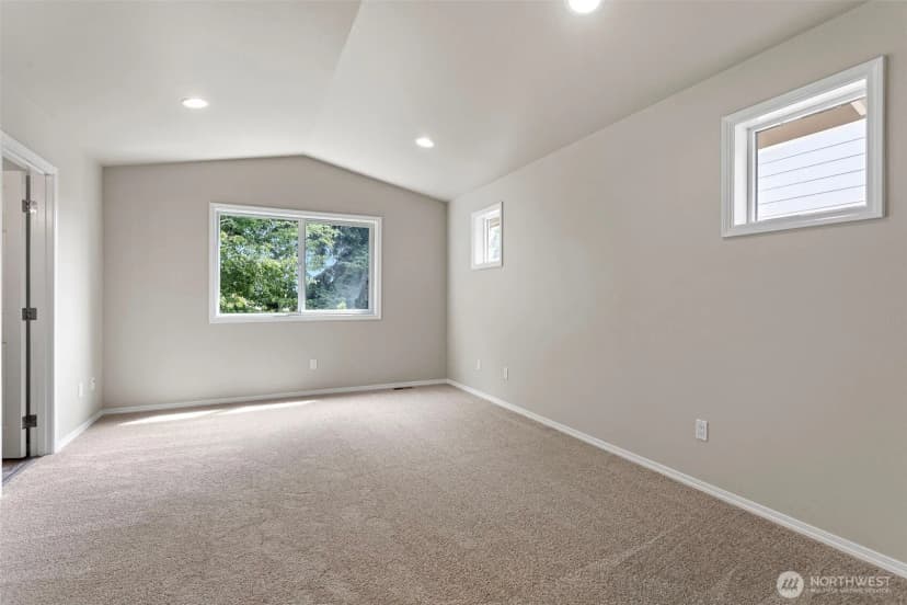 Property photo for 13125 26th Avenue Se, Everett photo 12
