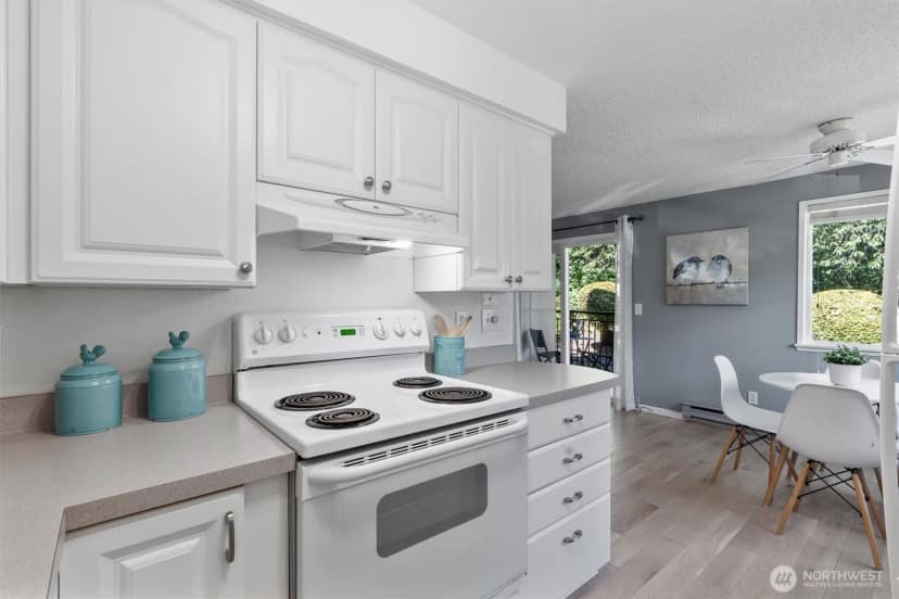 Property photo for 230 Sw Clark Street #c-104, Issaquah photo 12