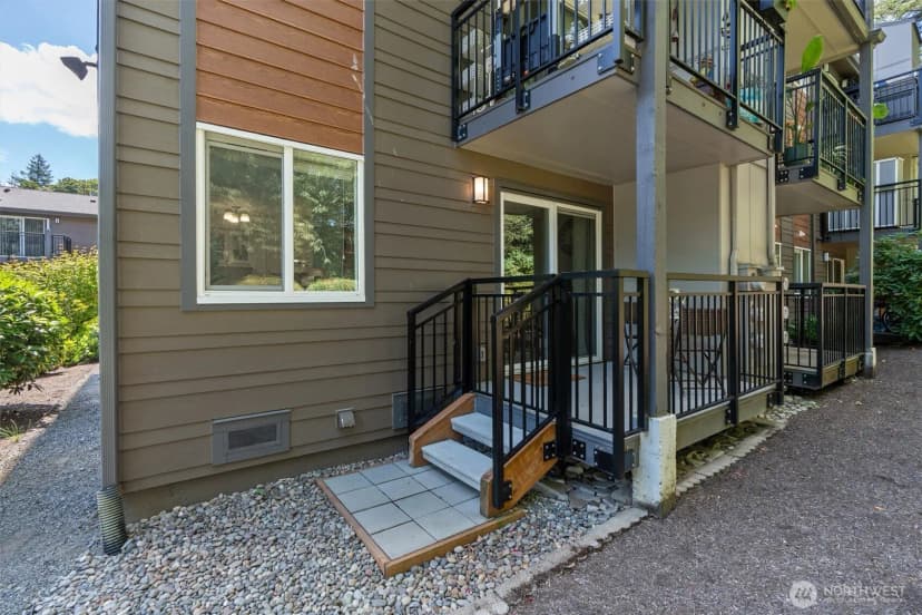 Property photo for 230 Sw Clark Street #c-104, Issaquah photo 28