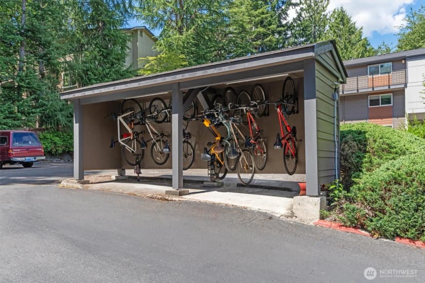 Property photo for 230 Sw Clark Street #c-104, Issaquah photo 30