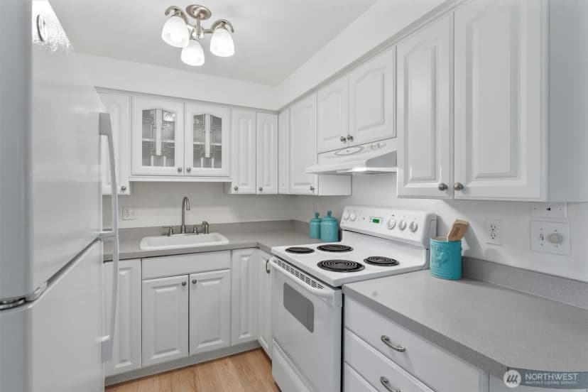 Property photo for 230 Sw Clark Street #c-104, Issaquah photo 11
