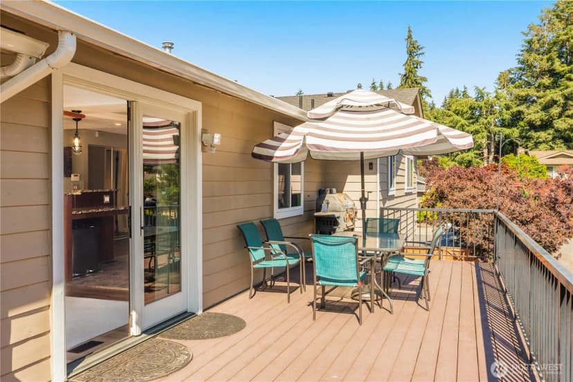 Property photo for 804 15th Street Sw, Edmonds photo 25