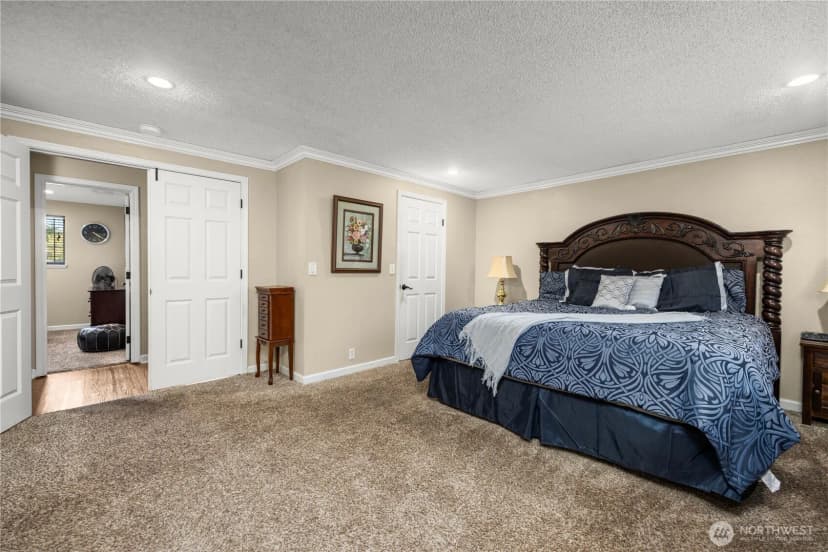 Property photo for 804 15th Street Sw, Edmonds photo 23