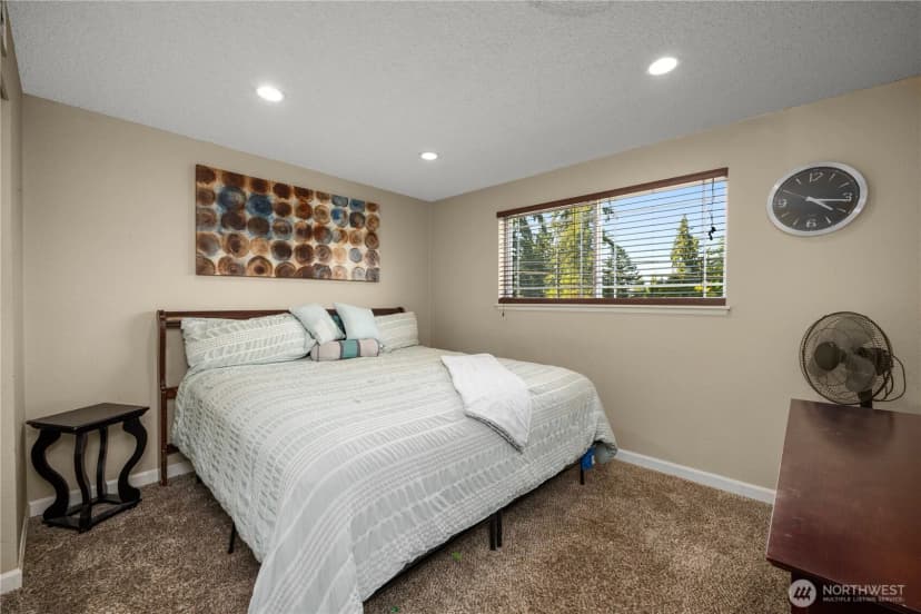 Property photo for 804 15th Street Sw, Edmonds photo 20