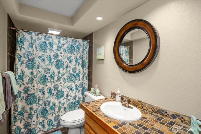 Property photo for 804 15th Street Sw, Edmonds photo 19