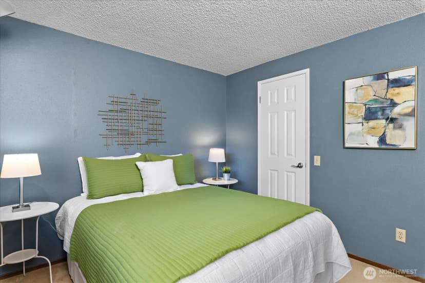 Property photo for 17202 Sealawn Place, Edmonds photo 21
