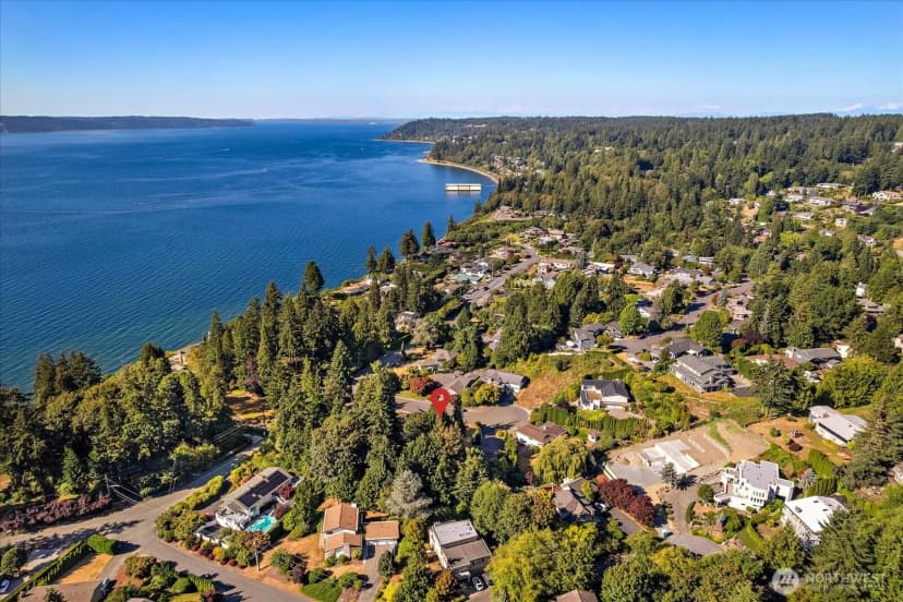 Property photo for 17202 Sealawn Place, Edmonds photo 37