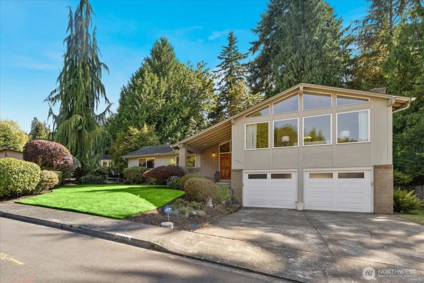Property photo for 17202 Sealawn Place, Edmonds photo 34