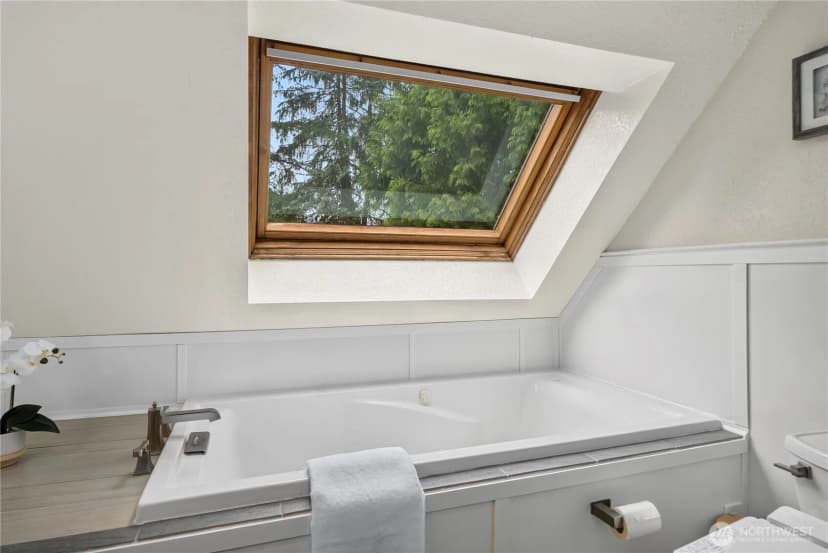 Property photo for 17508 Ne 160th Street, Woodinville photo 15