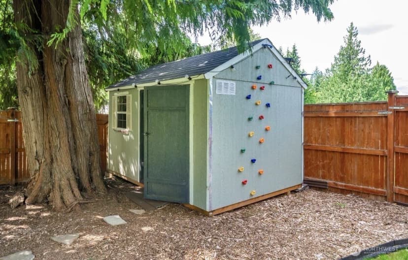 Property photo for 17508 Ne 160th Street, Woodinville