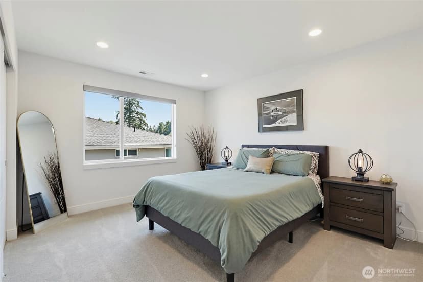 Property photo for 11815 Se 218th Place, Kent photo 30