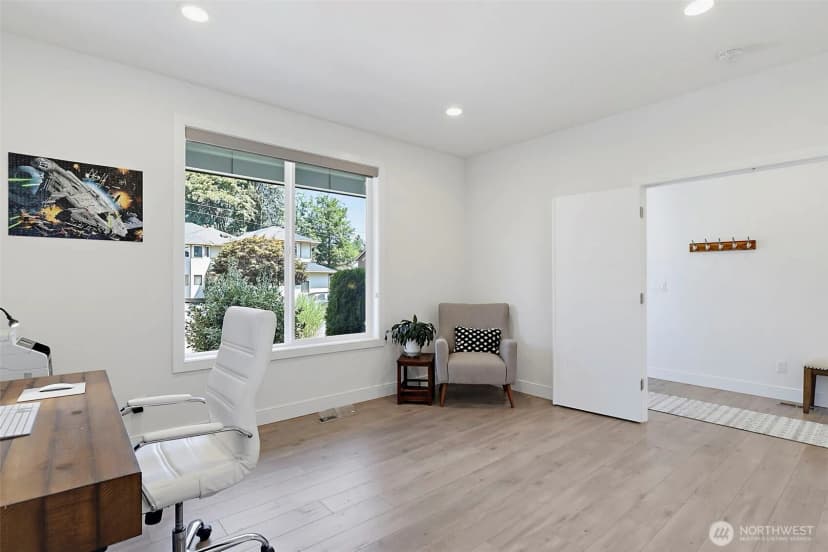 Property photo for 11815 Se 218th Place, Kent photo 15