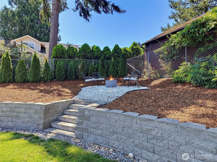 Property photo for 11815 Se 218th Place, Kent photo 38