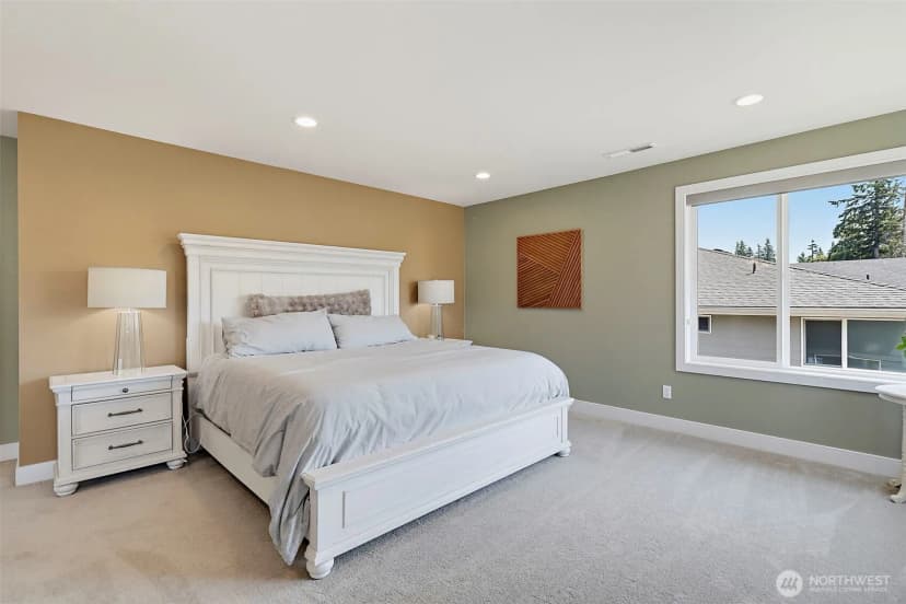 Property photo for 11815 Se 218th Place, Kent photo 18