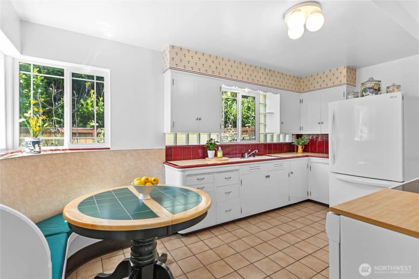 Property photo for 2716 Cornwall Avenue, Bellingham photo 10