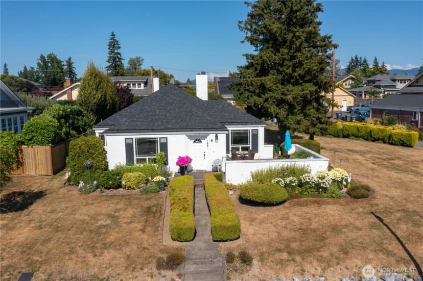 Property photo for 2716 Cornwall Avenue, Bellingham