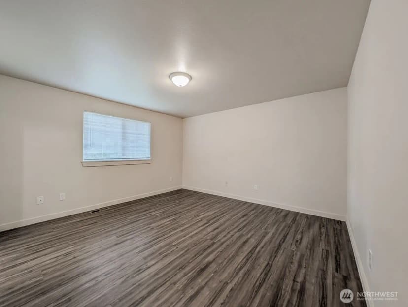 Property photo for 5411 99th Place Ne #a/b, Marysville photo 13
