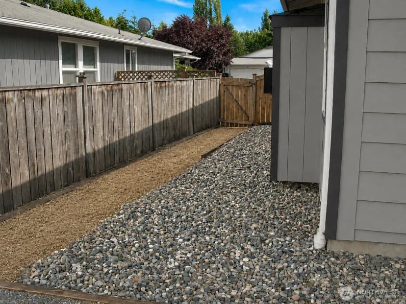 Property photo for 5411 99th Place Ne #a/b, Marysville photo 20