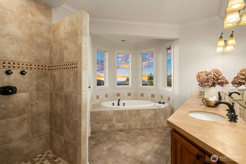 Property photo for 3489 Ne Harrison Street, Issaquah photo 23
