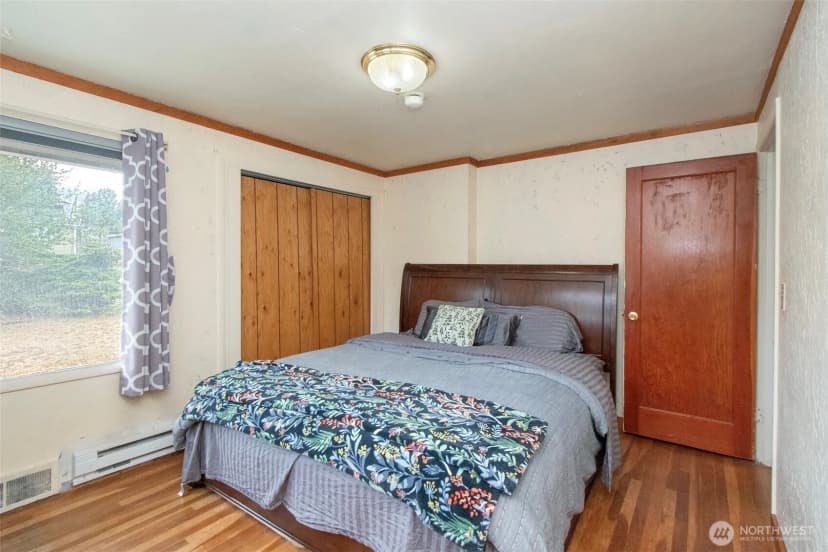 Property photo for 519 W 15th Street, Port Angeles photo 22