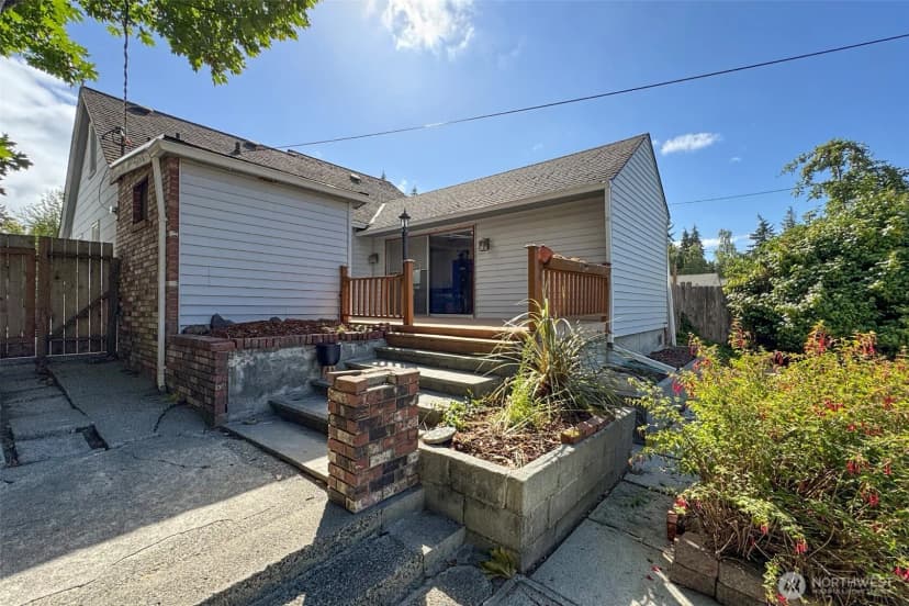 Property photo for 519 W 15th Street, Port Angeles photo 29
