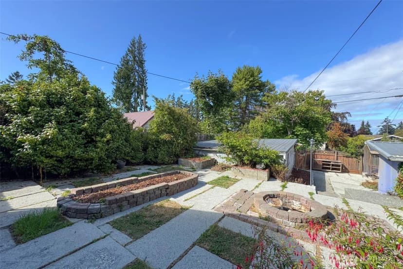 Property photo for 519 W 15th Street, Port Angeles photo 31