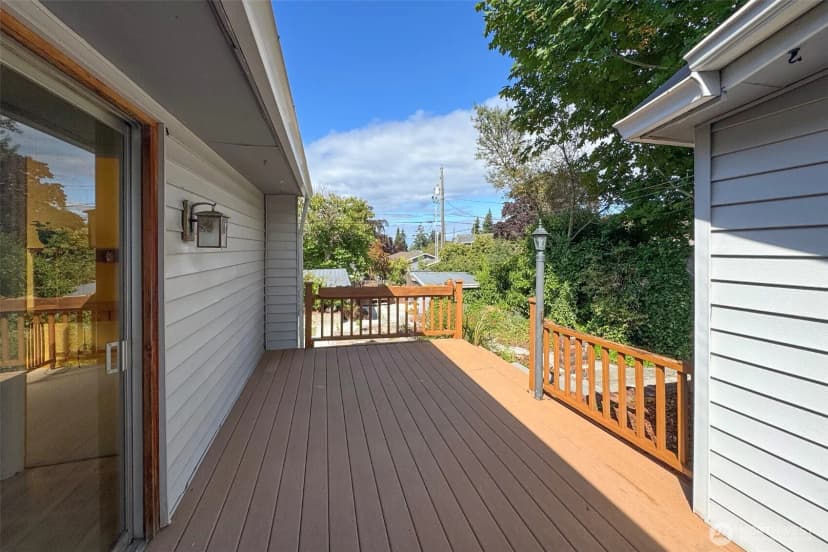 Property photo for 519 W 15th Street, Port Angeles photo 27