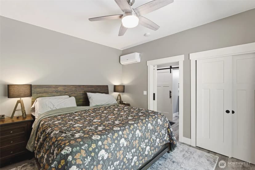 Property photo for 811 Wadsworth Loop, Ronald photo 14