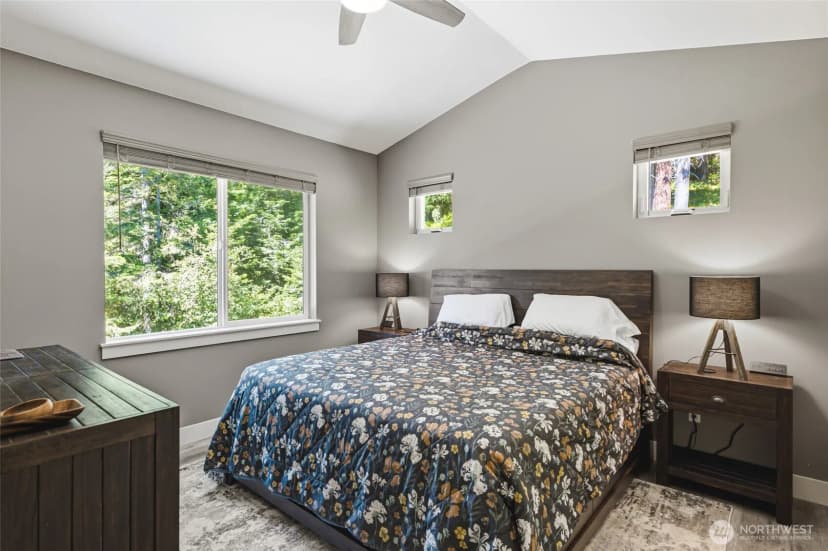 Property photo for 811 Wadsworth Loop, Ronald photo 10