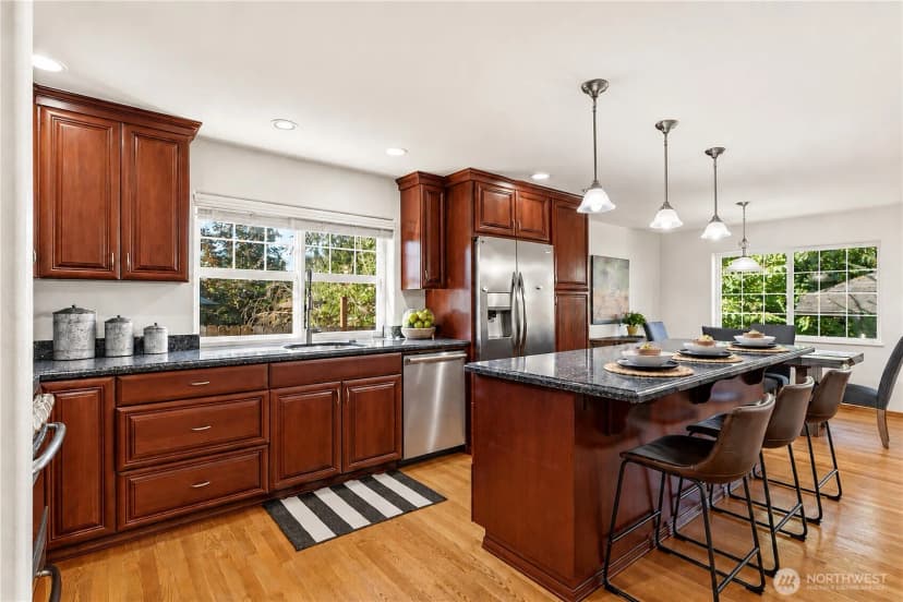Property photo for 8013 Ne 145th Street, Kirkland photo 9