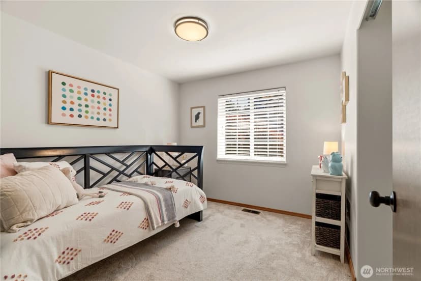 Property photo for 8013 Ne 145th Street, Kirkland photo 19