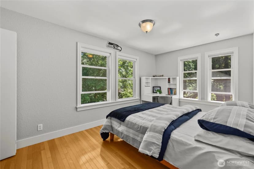 Property photo for 18443 Ballinger Way Ne, Lake Forest Park photo 27
