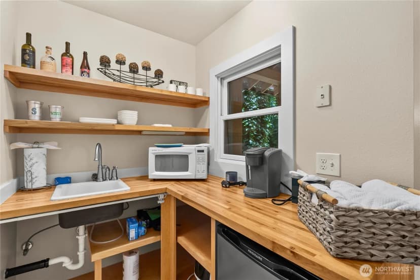 Property photo for 18443 Ballinger Way Ne, Lake Forest Park photo 33