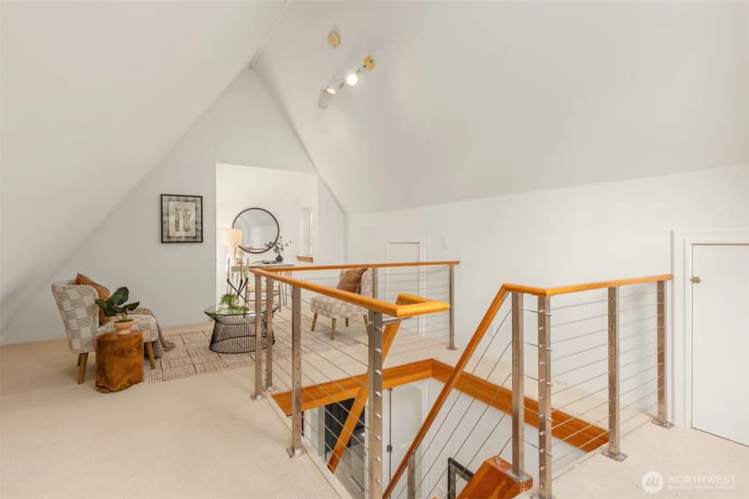 Property photo for 12231 Sunrise Drive Ne, Bainbridge Island photo 22