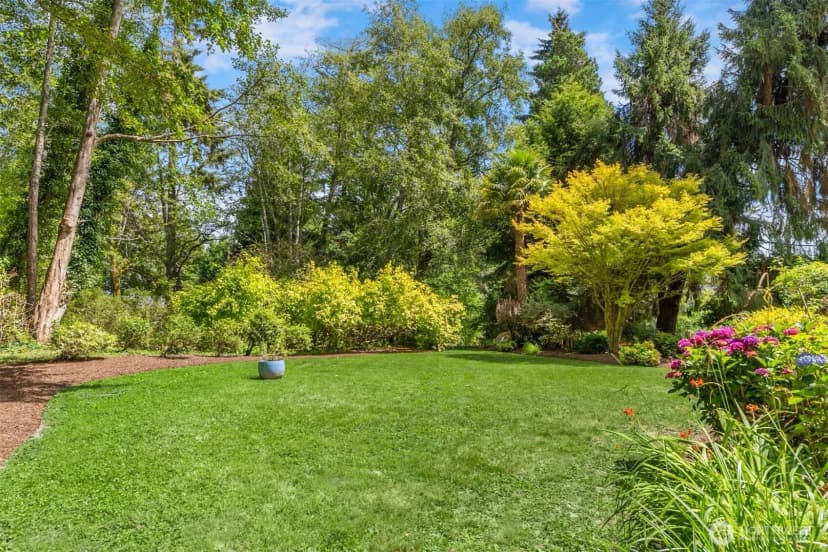 Property photo for 12231 Sunrise Drive Ne, Bainbridge Island photo 33