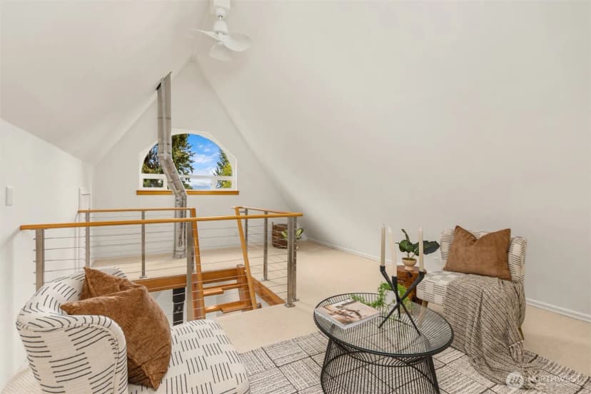 Property photo for 12231 Sunrise Drive Ne, Bainbridge Island photo 23