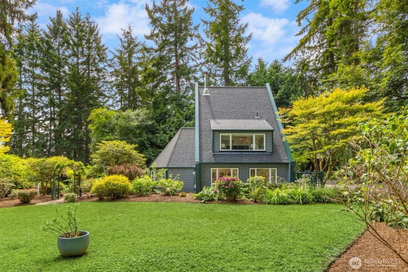 Property photo for 12231 Sunrise Drive Ne, Bainbridge Island photo 32
