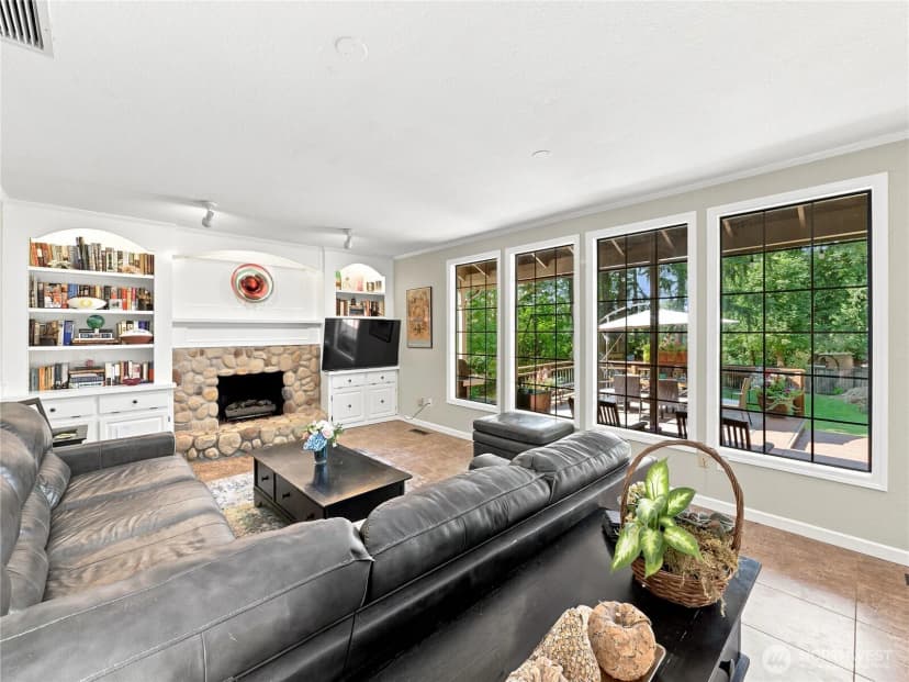 Property photo for 19514 Se 277th Street, Kent photo 13