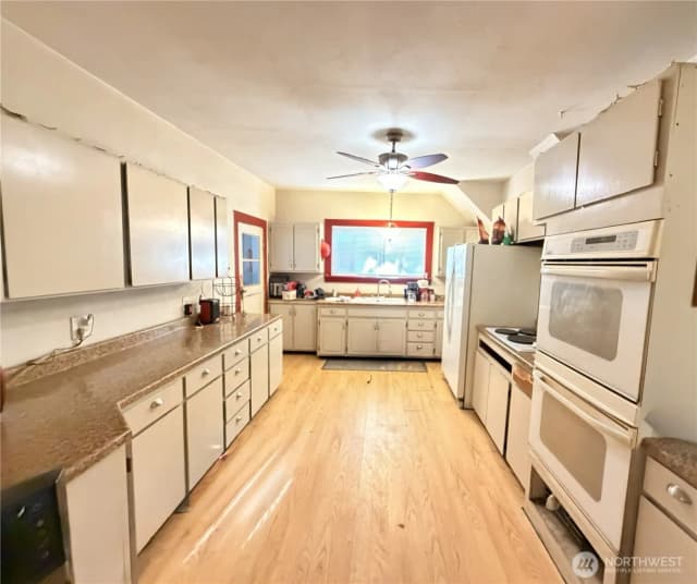 Property photo for 361 Sw Warren Street, Castle Rock photo 4
