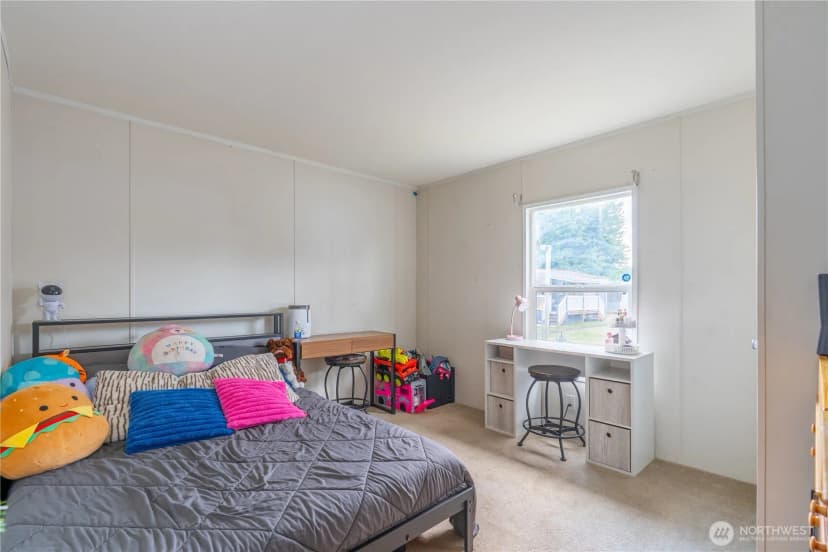 Property photo for 300 Park Avenue #34, Buckley photo 17