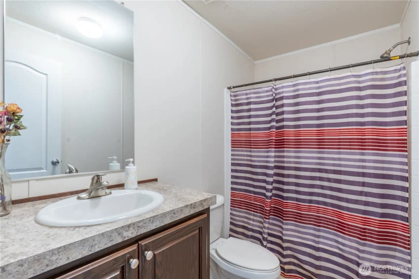 Property photo for 300 Park Avenue #34, Buckley photo 16
