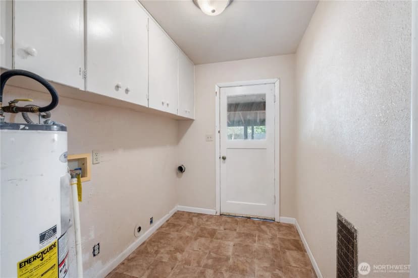 Property photo for 3047 Lindsey Drive, Longview photo 20