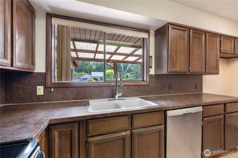 Property photo for 3047 Lindsey Drive, Longview photo 11