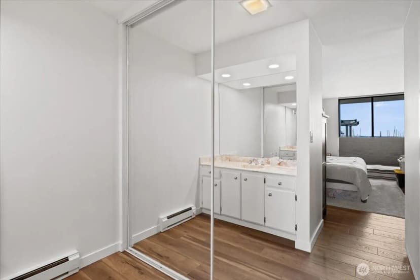 Property photo for 6535 Seaview Avenue Nw #305b, Seattle photo 19
