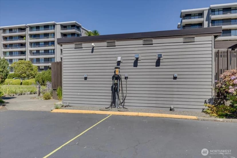 Property photo for 6535 Seaview Avenue Nw #305b, Seattle photo 36