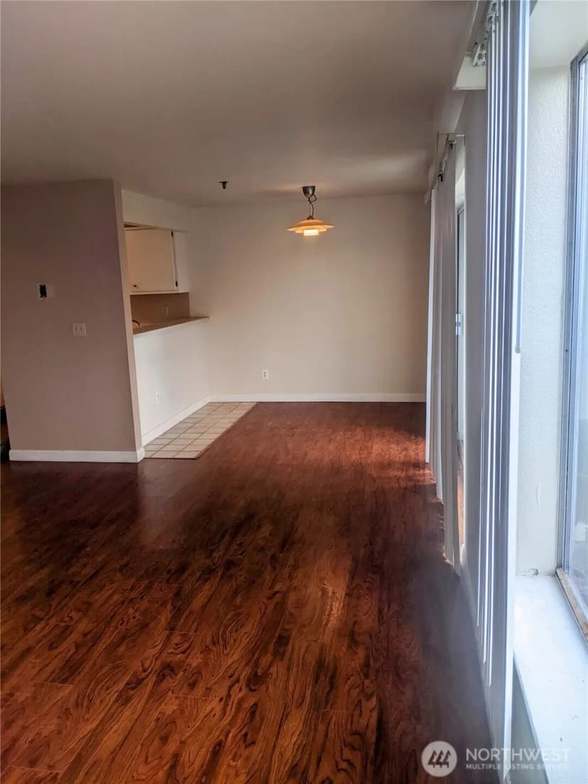 Property photo for 28610 16th Avenue S #201, Federal Way photo 6