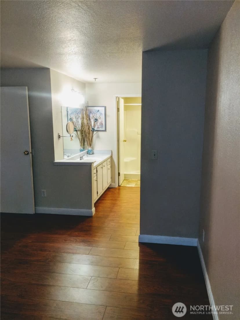 Property photo for 28610 16th Avenue S #201, Federal Way photo 20