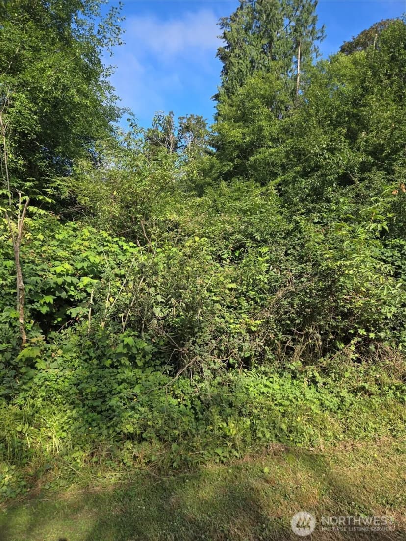 Property photo for 101 A Port Susan Drive, Everett