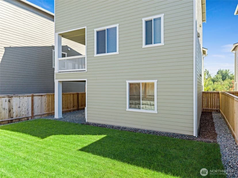 Property photo for 15114 87th Place E, Puyallup photo 5